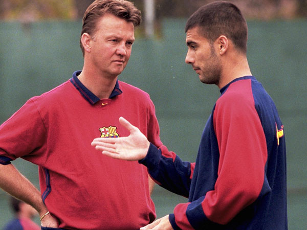 pep-guardiola-and-van-gaal-barcelona-captain-manager-new-manchester-united-coach